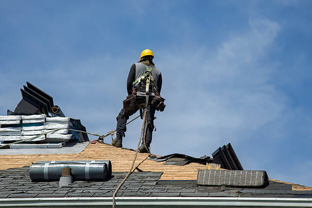 Professional Gutter Installation technician working in Sunderland, MD